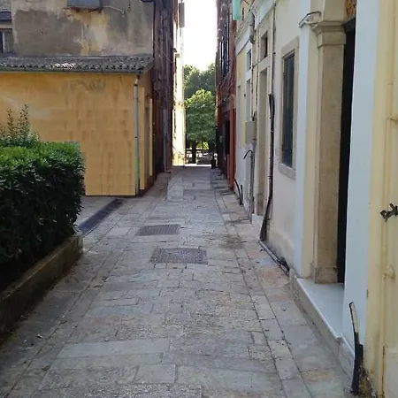 Downtown Mavili's Daire Korfu
